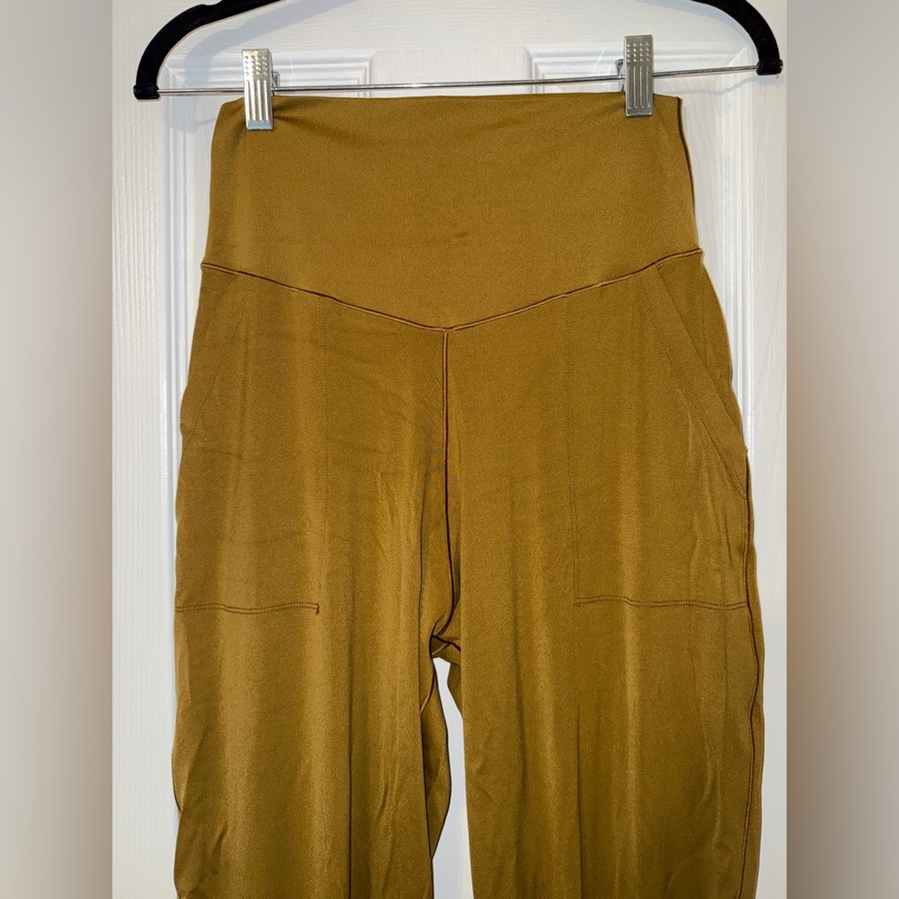 Aerie High-Waisted Jogger Pants - Picture 4 of 7